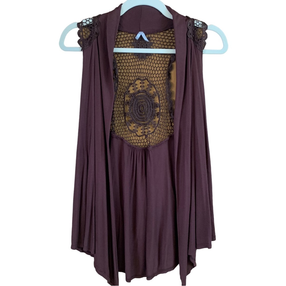 MAX RAVE Super Soft Sleeveless Open Cardigan Crochet Back